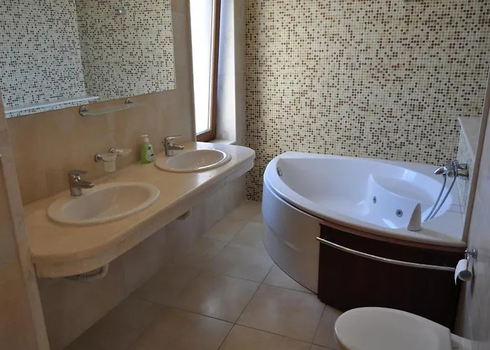 Beautiful Family With Sea View Villa Byala (Varna)