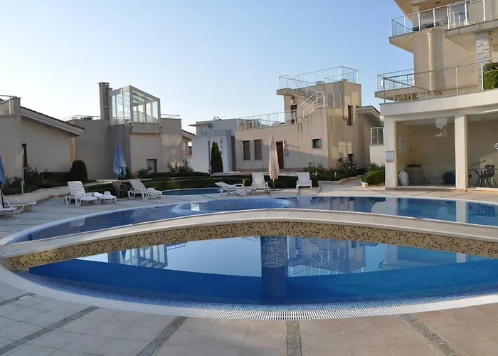 Beautiful Family With Sea View