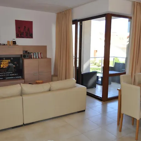 Beautiful Family With Sea View Bjała